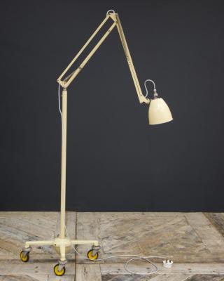 Anglepoise Online Shop Kauf Mobel Lampen Design Bei Pamono