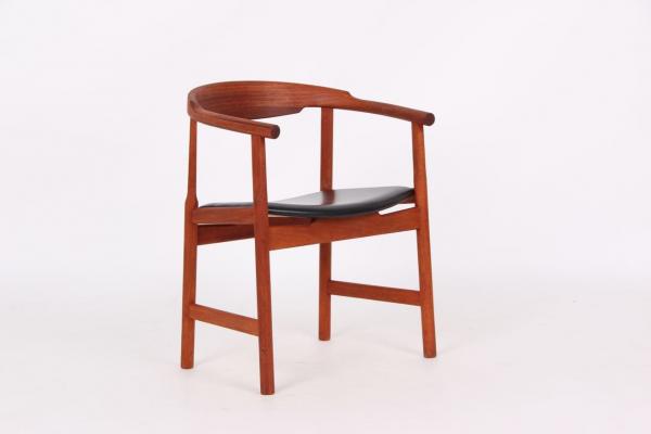 Hans j wegner furniture hotsell