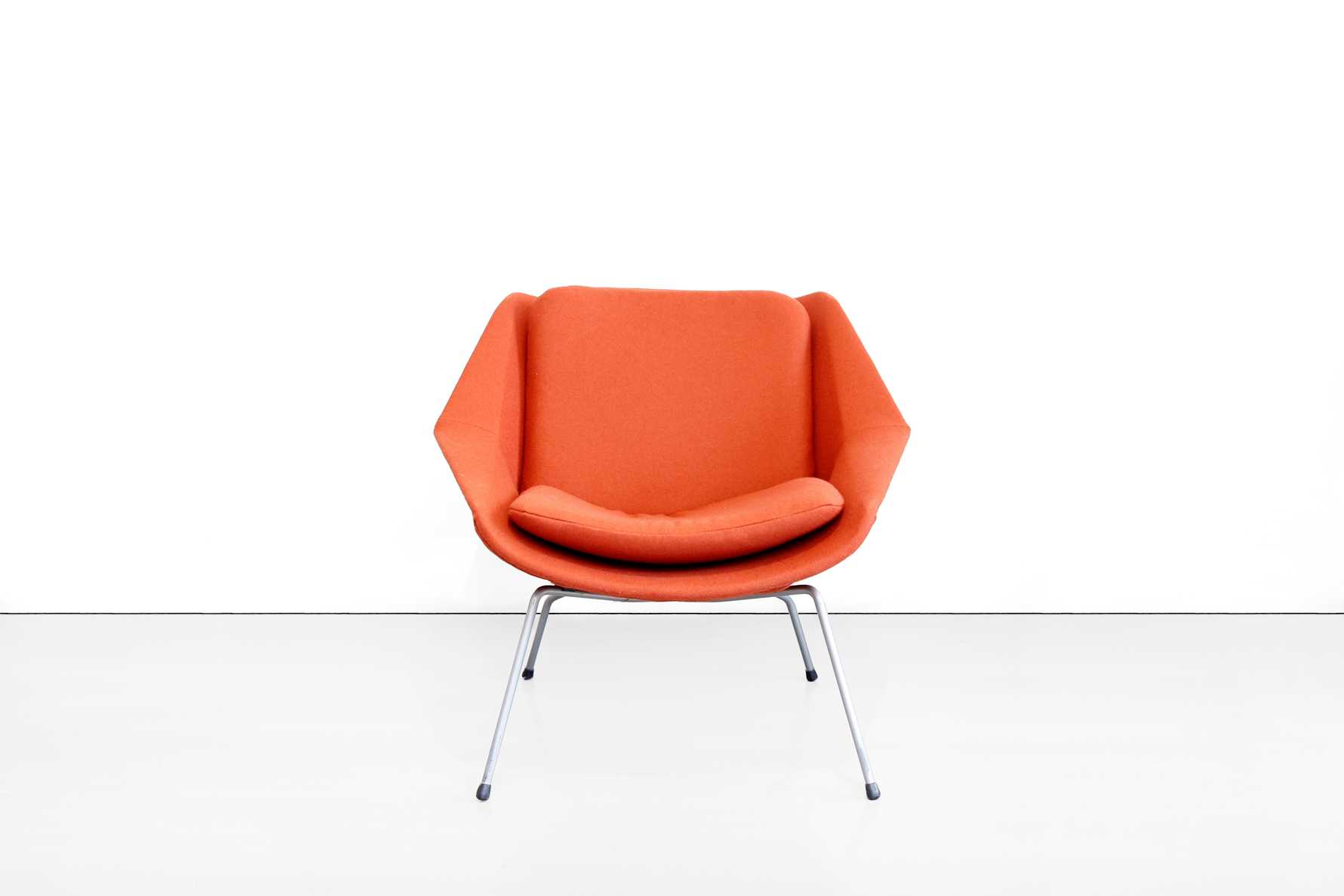 Funktionelles niederländisches Design aus der Mitte des 20. Jahrhunderts