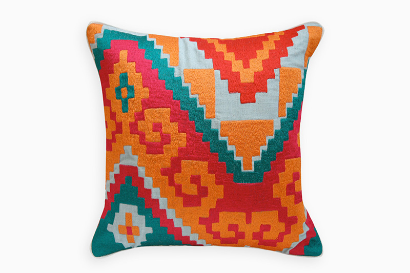 Fiesta Pillow. Image courtesy of Inigo Elizalde and L'ArcoBaleno