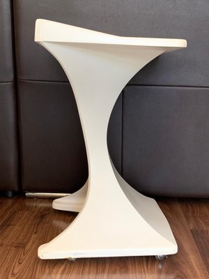 Italian Mid Century Pedestal Side Table for sale at Pamono