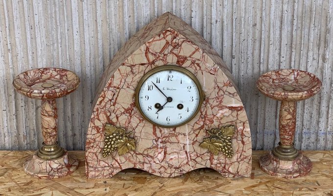 Set de Cheminée, Bureau ou Horloge de Chapelle Art Déco en Marbre Rose avec  Détails en Bronze en vente sur Pamono