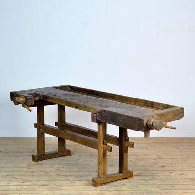 https://cdn20.pamono.com/p/g/1/0/1003429_501vwus3xj/antique-carpenters-oak-workbench-1910-image-2.jpg