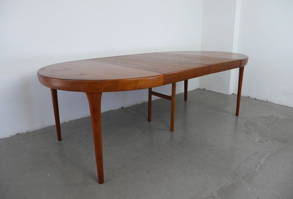 Extendable Teak Dining Table By Bb, How To Add A Leaf Dining Table