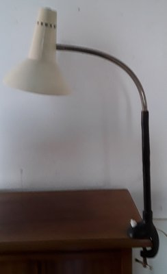 Underwriters laboratories desk outlet lamp