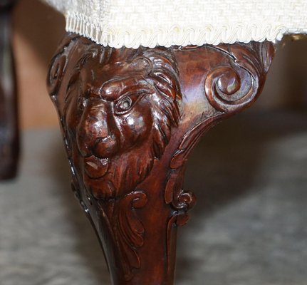 Antique Hand Carved Lion's Paw Leg Club for sale at Pamono