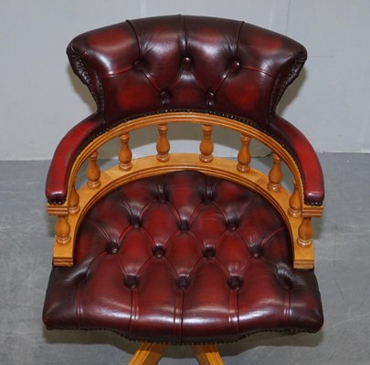 Antique leather 2024 captains chair