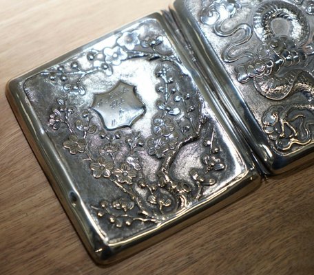 Étui à Cigarettes Époque Meiji en Argent Massif avec Dorure Dorée