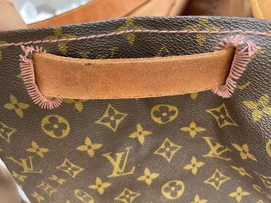  Louis Vuitton, Pre-Loved Stephen Sprouse x Louis Vuitton  Monogram Roses Keepall 50, Brown : Clothing, Shoes & Jewelry