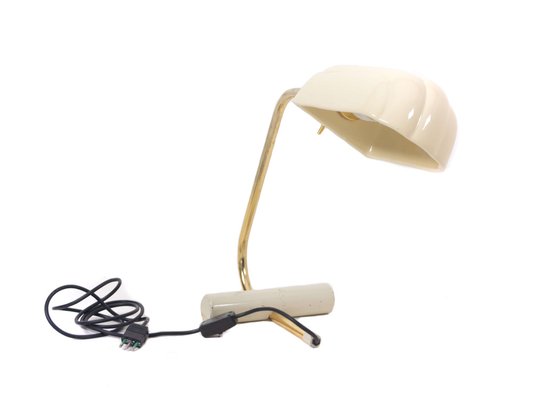 Lampe de table Lawson en céramique marbrée avec abat-jour dôme en laiton | Mullan Lighting