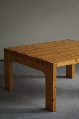 Ikea solid sale pine coffee table