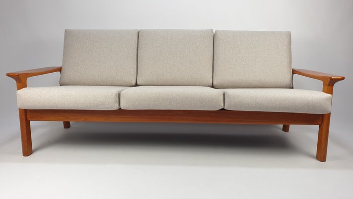 i gang lytter Sport Teak 3-Seater Sofa by Juul Kristensen for Glostrup, 1970s for sale at Pamono