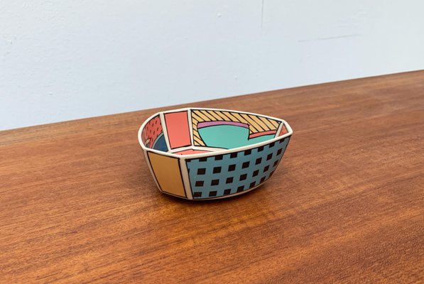 Postmodernes Flash One Series Schalenset von Dorothy Hafner für