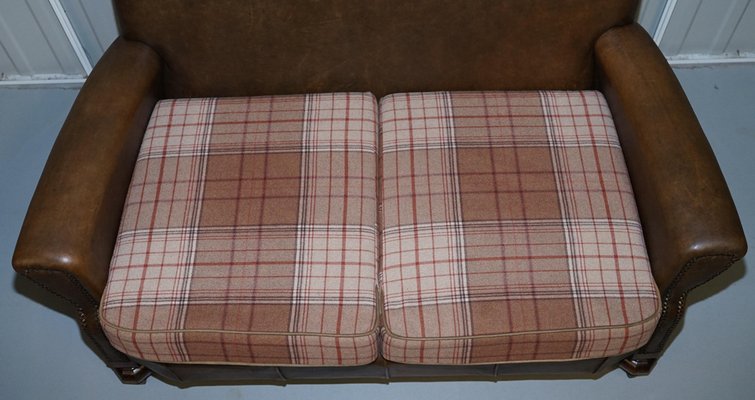 Edwardian Walnut Brown Leather Three Piece Sofa Armchairs Suite