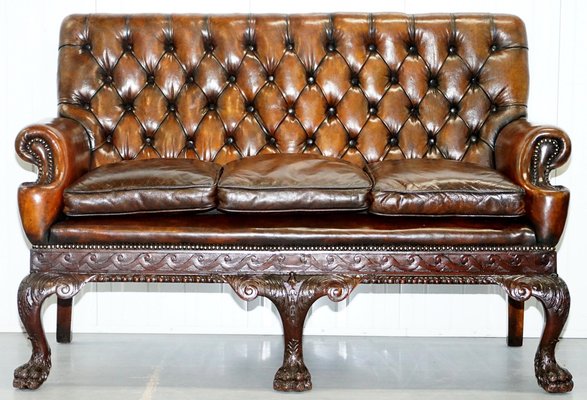 Chesterfield on sale sofa feet