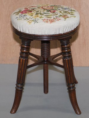 A Victorian Adjustable Foot Stool - Antiques Atlas