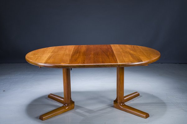 Low Mid Century Extendable Round Teak, Low Circular Dining Table