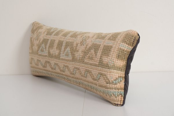 Funda de almohada lumbar de lana suave hecha a mano étnica anatolia vintage  de Vintage Pillow Store Contemporary en venta en Pamono