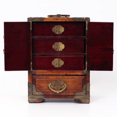 Chinese Walnut Jewelry Box 1960s for sale at Pamono