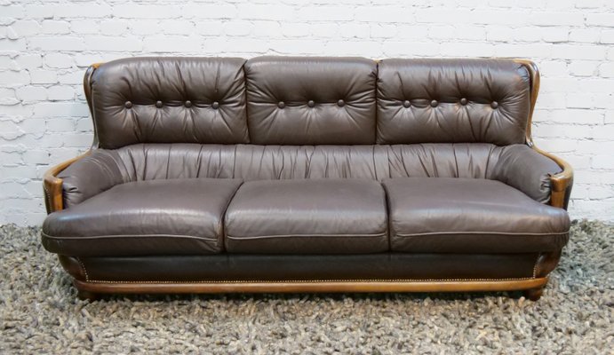 Vintage 2024 looking couches