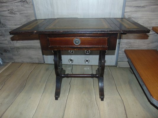 Foldable online art table
