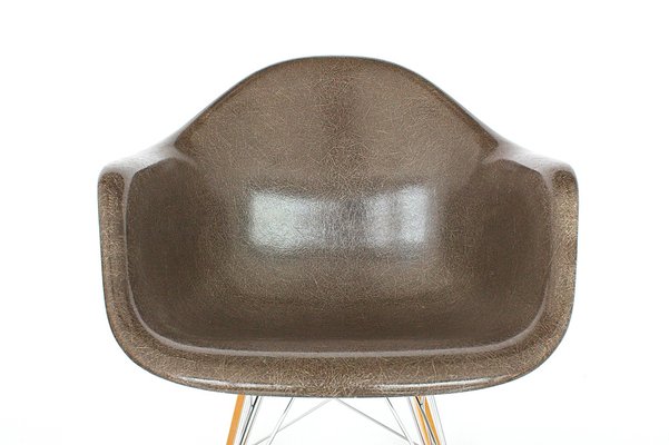 Mid Century Rar Rocking Chair With Vitra Base By Charles Ray Eames For Herman Miller For Sale At Pamono