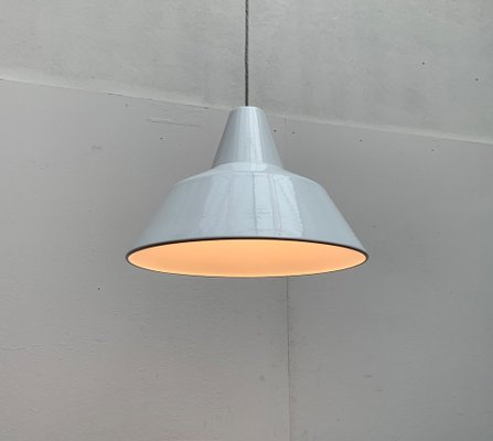 Udholdenhed overflade lære Large Mid-Century Danish Pendant Lamp by Emaille Amatur for Louis Poulsen  for sale at Pamono