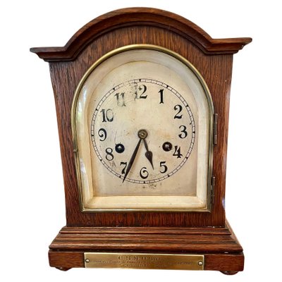 Orologio antico in quercia con meccanismo a 8 giorni in vendita su Pamono