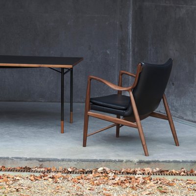 45 Chair in Wood and Black Leather by Finn Juhl for sale at Pamono