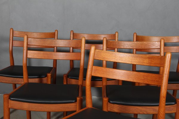 Model J61 Oak and Leather Dining Chairs by Poul Volther for Model J61 Oak and Leather Dining Chairs by Poul Volther for