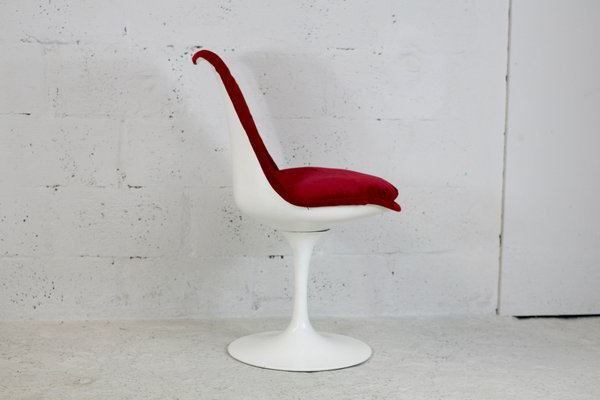 Eero saarinen chair discount