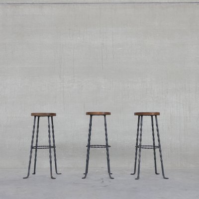 Mid Century Brutalist Iron And Wood Bar, White Wooden Bar Stools Set Of 3
