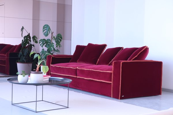 Divano Rafaella in velluto rosso e ruggine di Biosofa in vendita