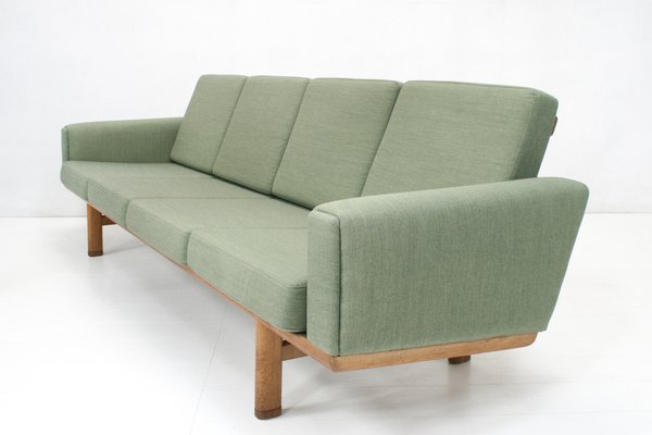 GE236/4 Sofa by Hans J. Wegner for Getama, 1960s for sale at GE236/4 Sofa by Hans J. Wegner for Getama, 1960s for sale at