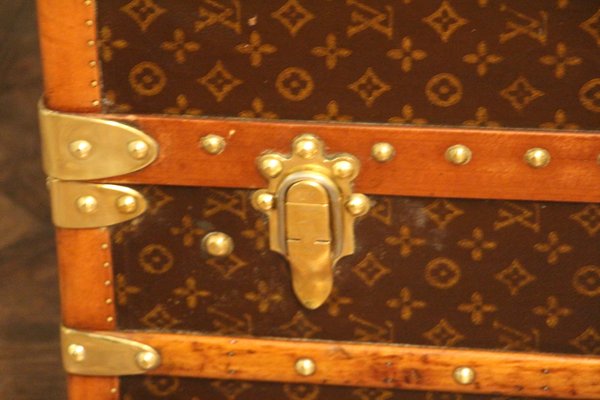Baule armadio di Louis Vuitton in vendita su Pamono