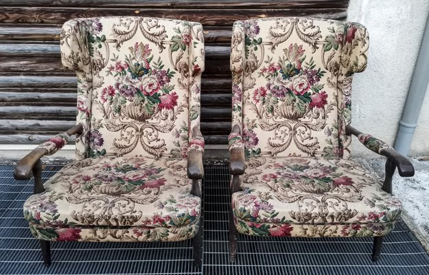 Floral armchairs for on sale sale