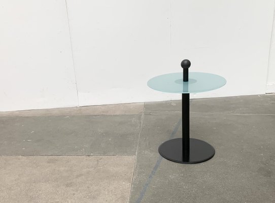Ikea round on sale glass coffee table