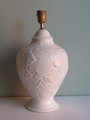 Joli pied de lampe à decor floral