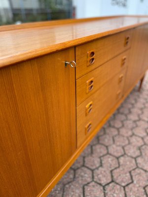 Dänisches Vintage Sideboard aus Teak, 1960er bei Pamono kaufen