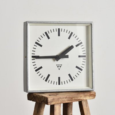 Reloj de pared vintage cuadrado sale