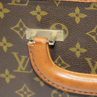 I restore vintage and damaged Louis Vuitton. This Keepall 45