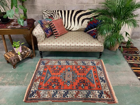Tapis caucasien ancien du Kazak avec motif de compartiments - En vente sur 1stDi