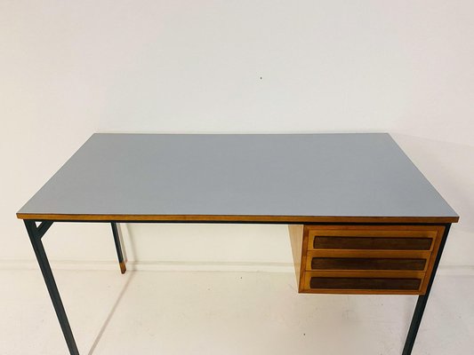 Kleiner italienischer Mid-Century Schreibtisch aus Metall & Holz, 1960er  bei Pamono kaufen