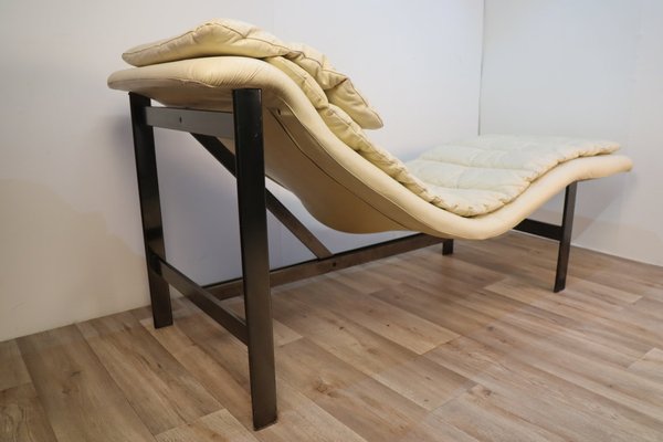 Metal lounge chaise best sale