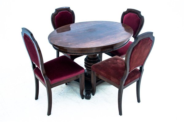 Antique Table And Chairs 1890 Set Of, Round Antique Table And Chairs