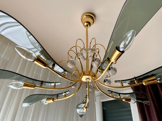 Dahlia chandelier 2025