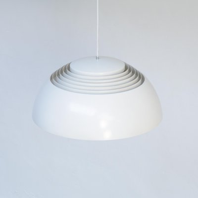 mock Overvind appel AJ Royal Pendant Lamp by Arne Jacobsen for Poulsen for sale at Pamono