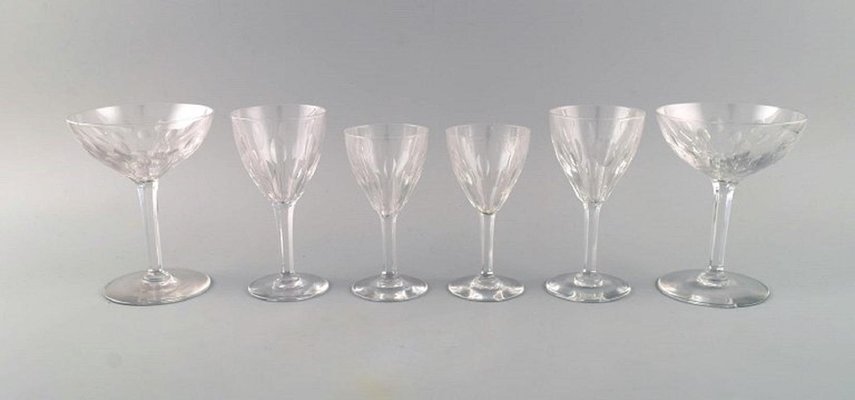 https://cdn20.pamono.com/p/g/1/1/1117910_prckk148vr/glasses-in-clear-mouth-blown-crystal-glass-from-baccarat-france-mid-20th-century-set-of-6-2.jpg