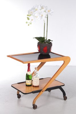 Trolley sales tea table