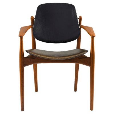 Teak and leather chair top